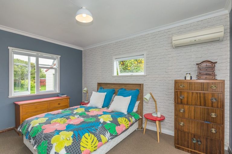 Photo of property in 9 Hannan Street, Levin, 5510