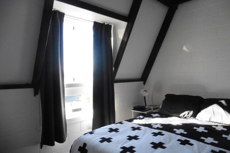 Photo of property in 25/10 Pitarua Street, Thorndon, Wellington, 6011