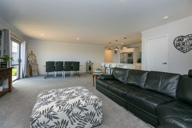 Photo of property in 31 Jules Crescent, Bell Block, New Plymouth, 4312