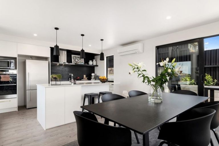 Photo of property in 23a Milton Road, Otumoetai, Tauranga, 3110