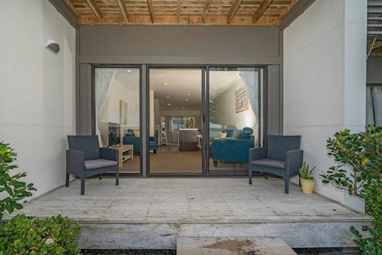 Photo of property in 27/1 Centennial Drive, Whitianga, 3510