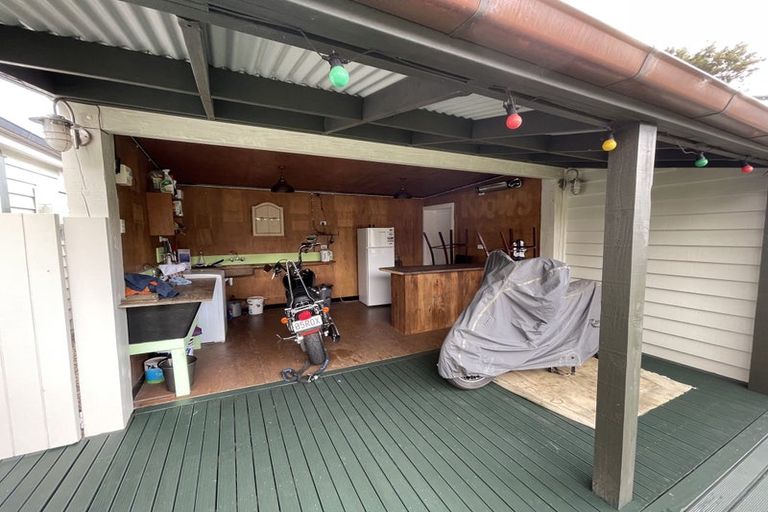 Photo of property in 87 Plateau Road, Te Marua, Upper Hutt, 5018