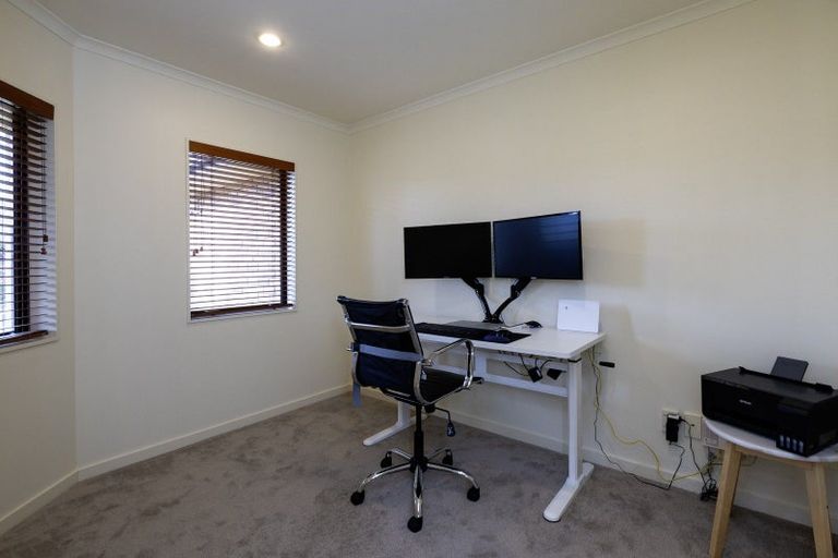 Photo of property in 11 Homewood Avenue, Levin, 5510