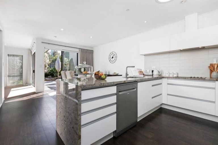 Photo of property in 54 Scoria Close, Pyes Pa, Tauranga, 3112