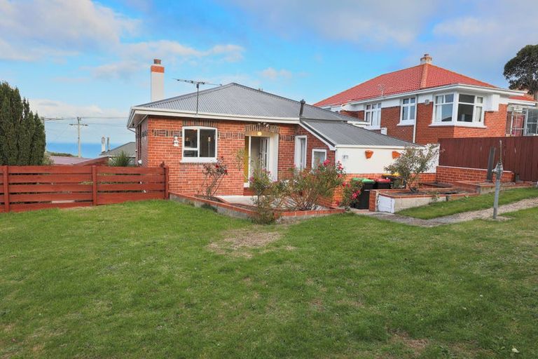 Photo of property in 90 Middleton Road, Kew, Dunedin, 9012