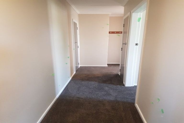 Photo of property in 16 Driver Crescent, Cannons Creek, Porirua, 5024