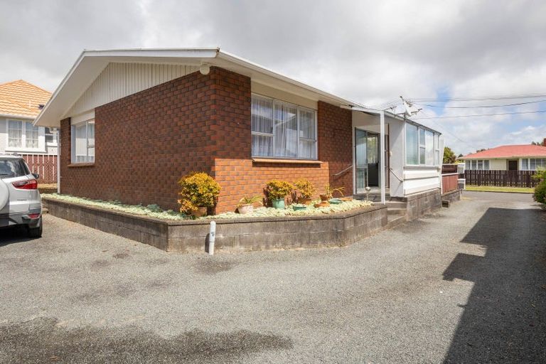 Photo of property in 3c Bideford Street, Brooklands, New Plymouth, 4310