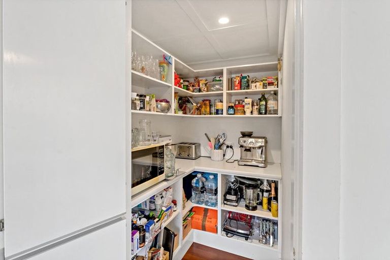 Photo of property in 33 Helvetia Road, Pukekohe, 2120