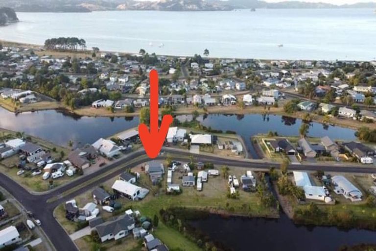 Photo of property in 29 Motukorure Parade, Cooks Beach, Whitianga, 3591