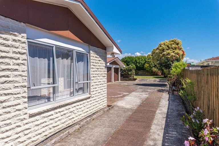 Photo of property in 22 Sylvan Avenue, Waikanae, 5036