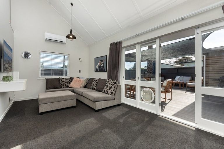 Photo of property in 12 Tudor Place, Mount Maunganui, 3116