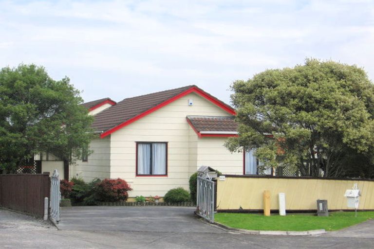 Photo of property in 10 Idesia Place, Totara Heights, Auckland, 2105