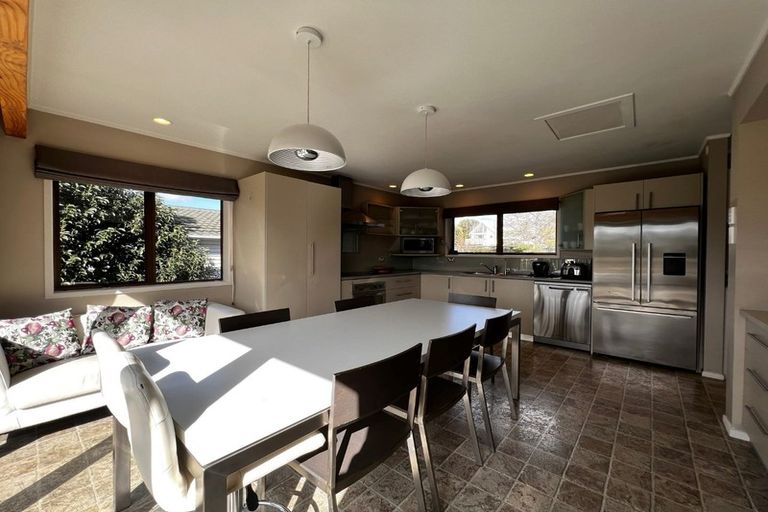 Photo of property in 24 Beach Haven Road, Beach Haven, Auckland, 0626