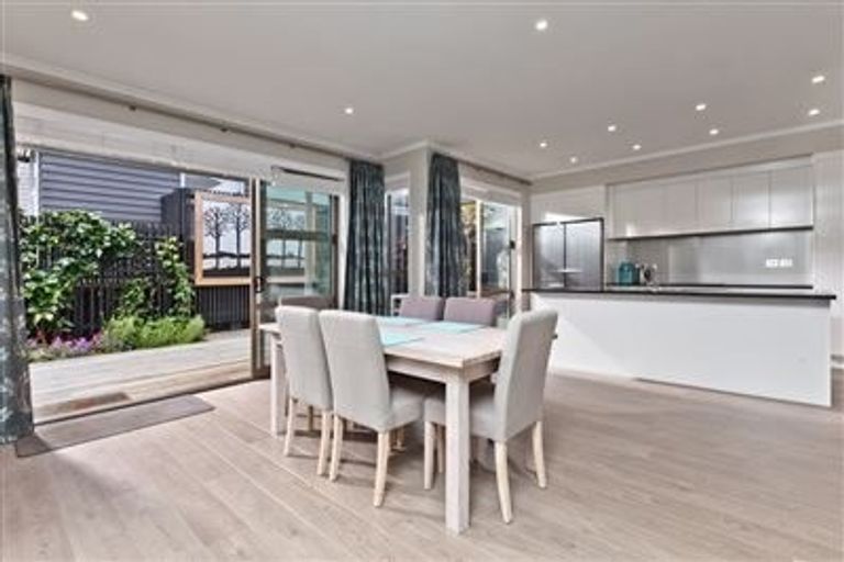 Photo of property in 46 Bomb Point Drive, Hobsonville, Auckland, 0616