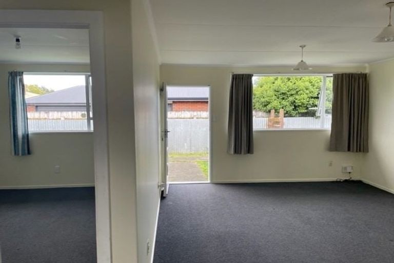 Photo of property in 31 Knowles Street, Terrace End, Palmerston North, 4410