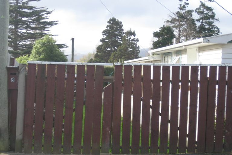 Photo of property in 8 Korau Grove, Stokes Valley, Lower Hutt, 5019