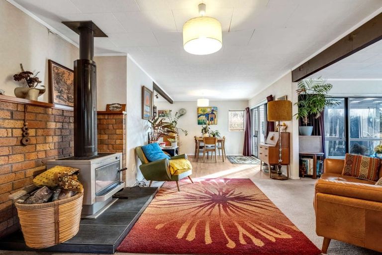 Photo of property in 11 Oxford Road, Lake Rotoma, Rotorua, 3074