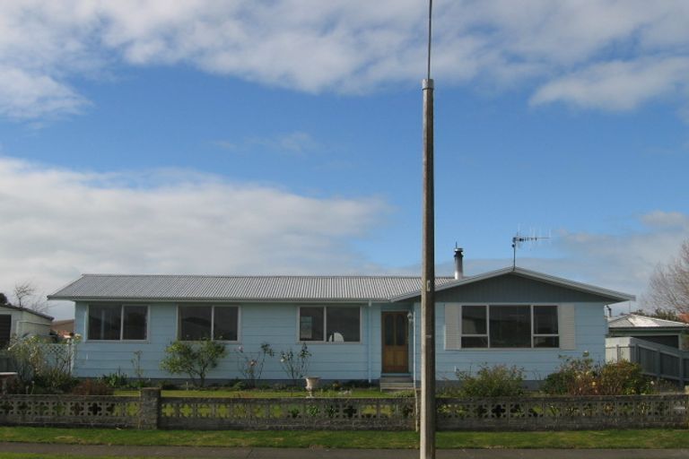 Photo of property in 20 Duckworth Crescent, Greenmeadows, Napier, 4112