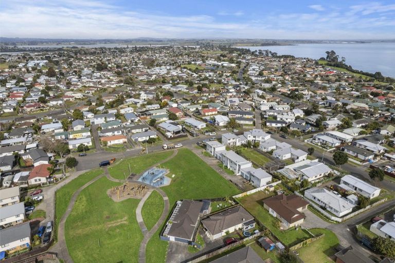 Photo of property in 1/11 Volta Place, Clendon Park, Auckland, 2103