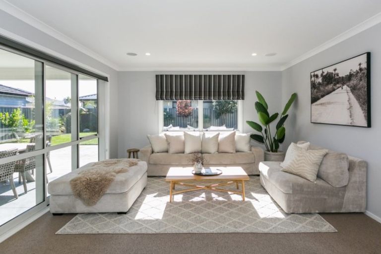 Photo of property in 36 Kapiti Drive, Poraiti, Napier, 4112