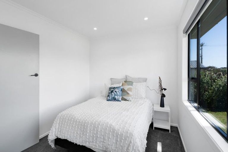 Photo of property in 80 Gisborne Terrace, Opunake, 4616