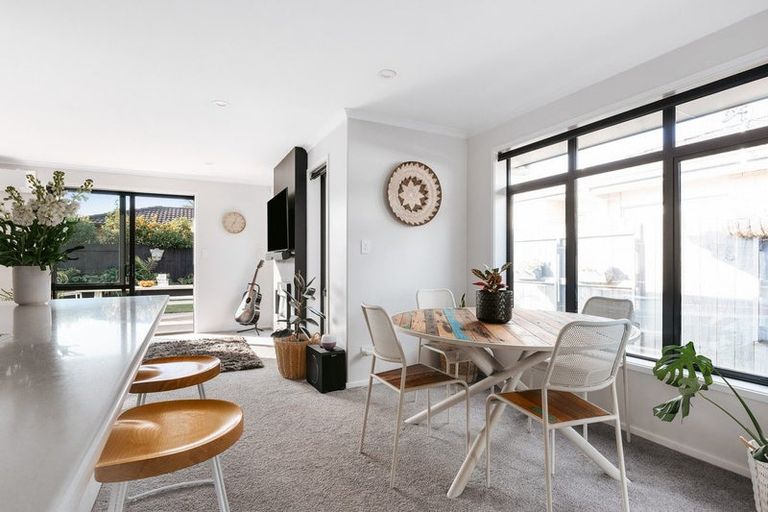 Photo of property in 61 Twin Oak Avenue, Papamoa Beach, Papamoa, 3118