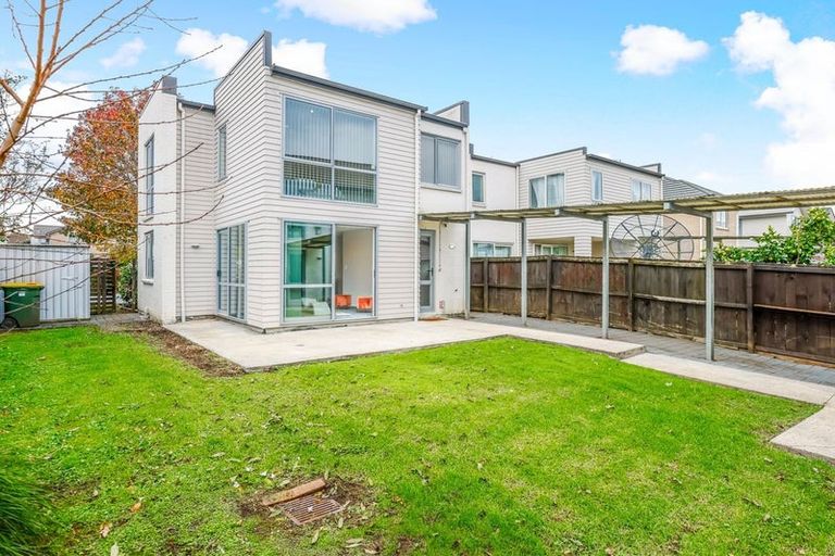 Photo of property in 208 Porchester Road, Takanini, 2112