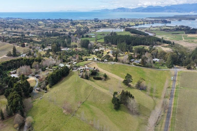 Photo of property in 337 Old Coach Road, Upper Moutere, 7173