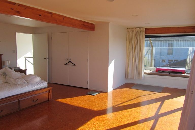 Photo of property in 557 East Coast Road, Browns Bay, Auckland, 0630