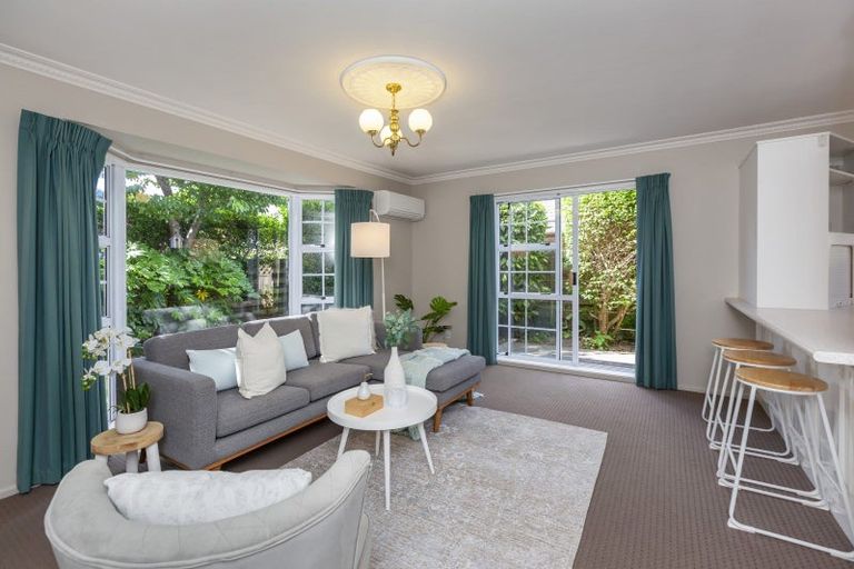 Photo of property in 34 Awanui Drive, Waikanae, 5036