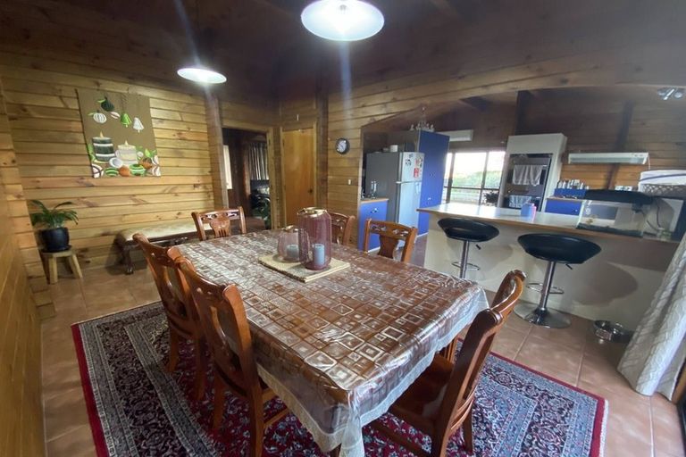 Photo of property in 10 Lagoon Way, West Harbour, Auckland, 0618