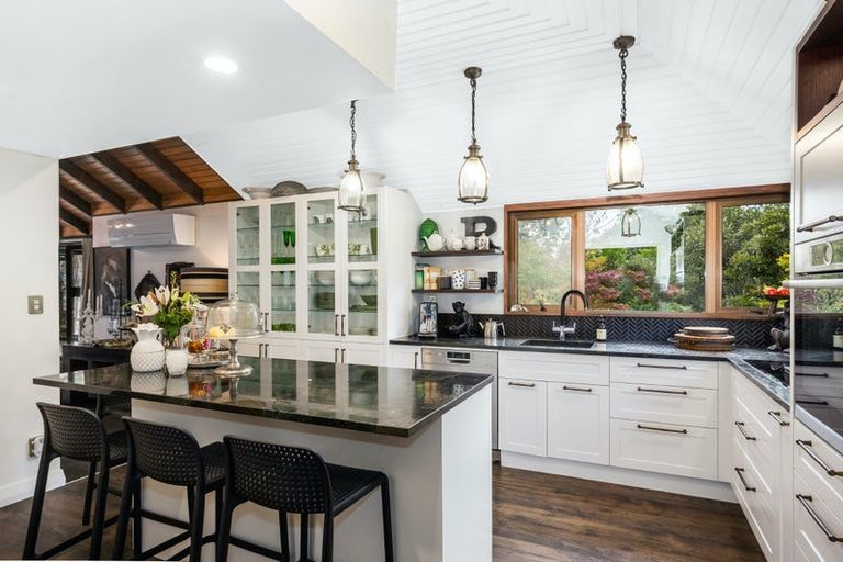 Photo of property in Platium Lodge, 31 Flightys Road, Judgeford, Porirua, 5381