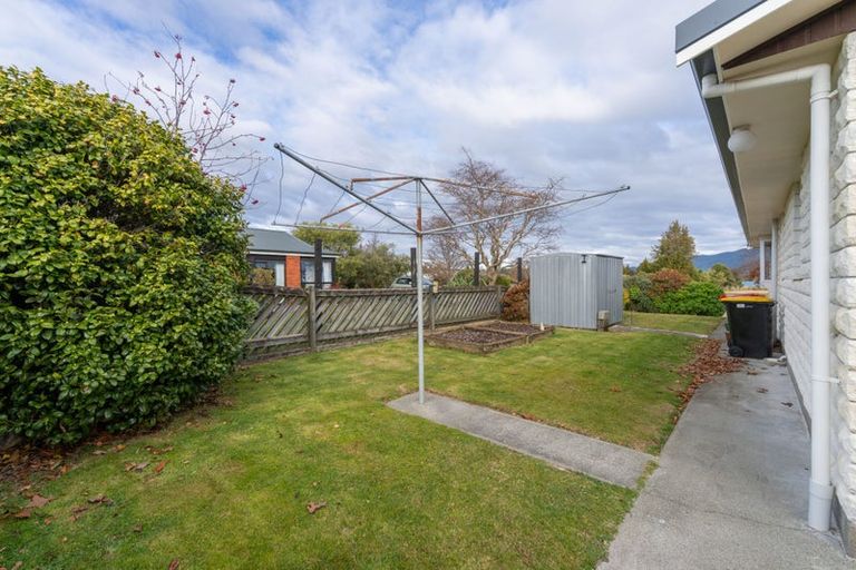 Photo of property in 37 Luxmore Drive, Te Anau, 9600