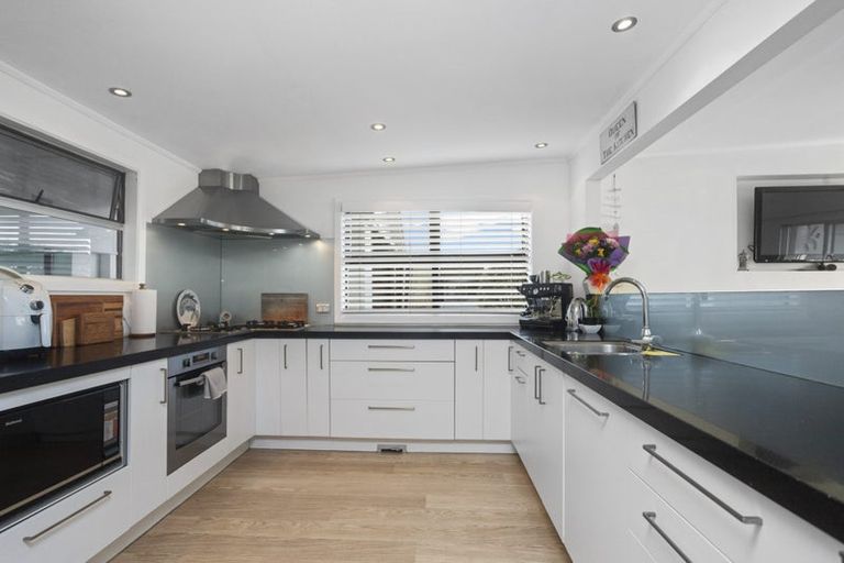 Photo of property in 30 Logan Drive, Manukau Heads, Awhitu, 2684