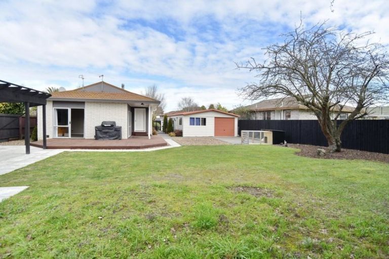 Photo of property in 63 Solomon Avenue, Redwood, Christchurch, 8051