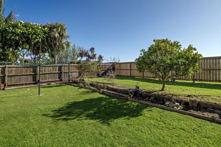 Photo of property in 105 Riverside Drive, Whakatane, 3120