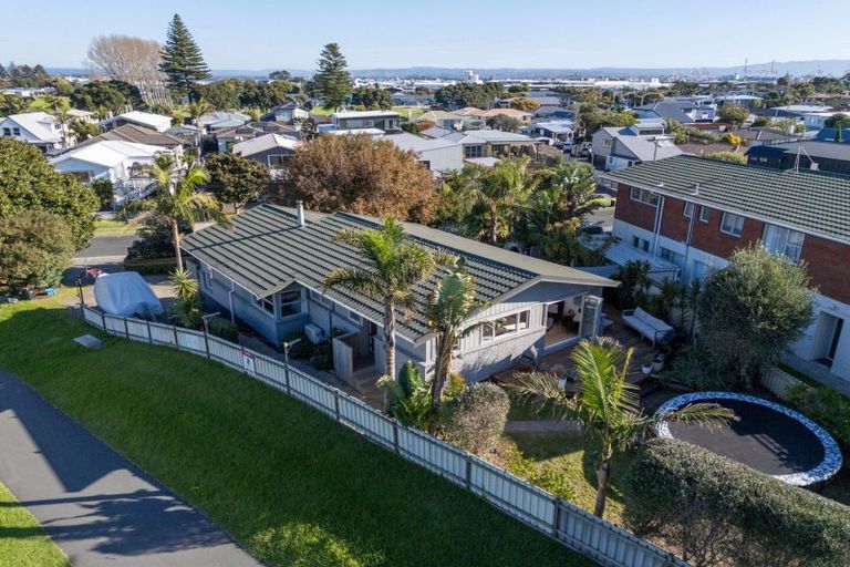 Photo of property in 193 Valley Road, Mount Maunganui, 3116