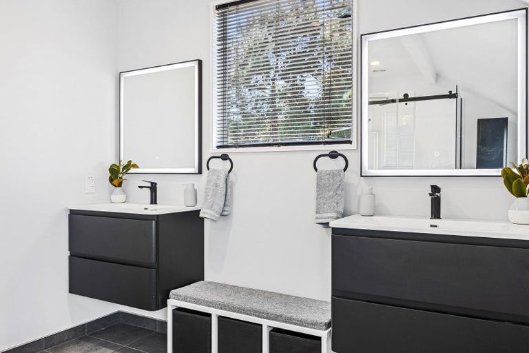 Photo of property in 209 Queenspark Drive, Parklands, Christchurch, 8083