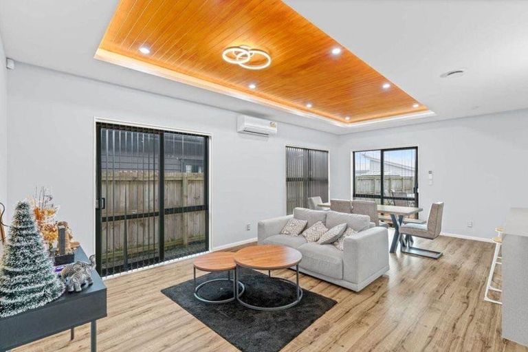 Photo of property in 55 Clarks Beach Road, Clarks Beach, 2122