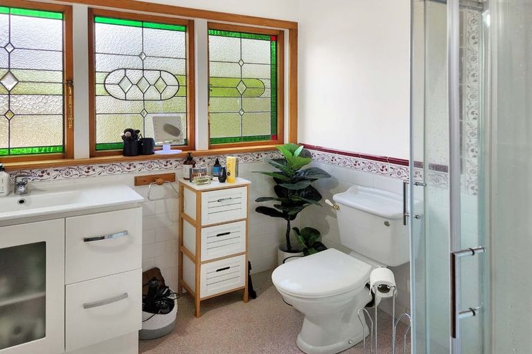 Photo of property in 27 Marina Grove, Hutt Central, Lower Hutt, 5010