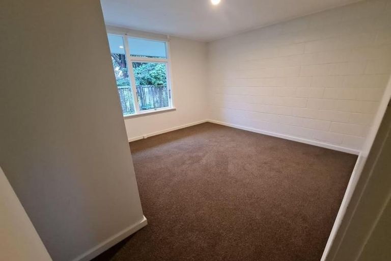 Photo of property in 32ab Old South Road, Okato, 4335