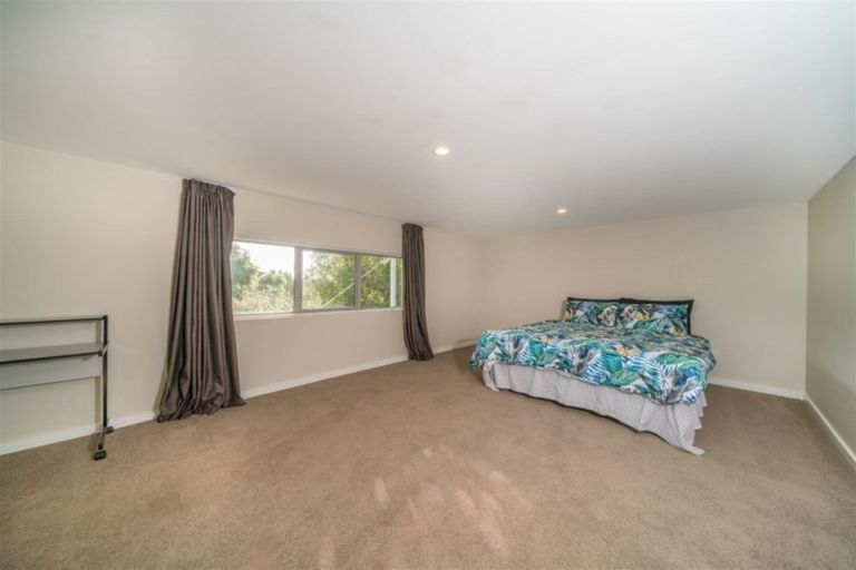 Photo of property in 11 Clementine Lane, Mount Pleasant, Christchurch, 8081