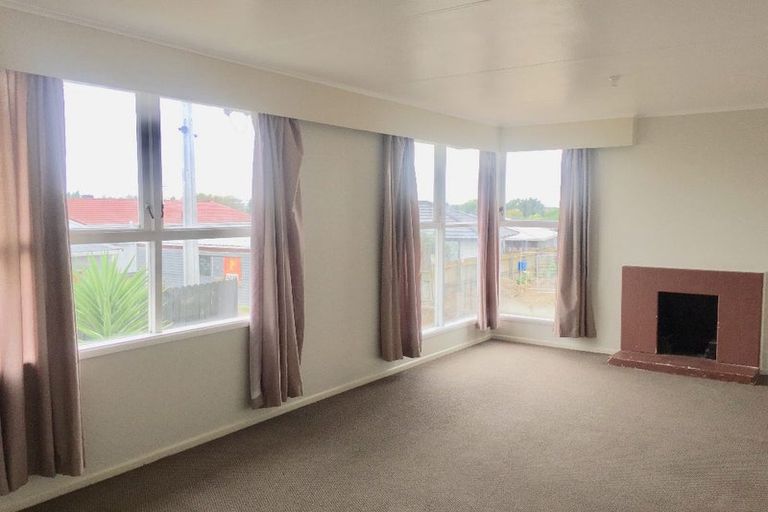 Photo of property in 18 Wakelin Road, Mangere East, Auckland, 2024