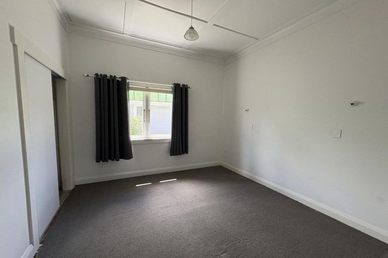 Photo of property in 16 Braid Road, St Andrews, Hamilton, 3200