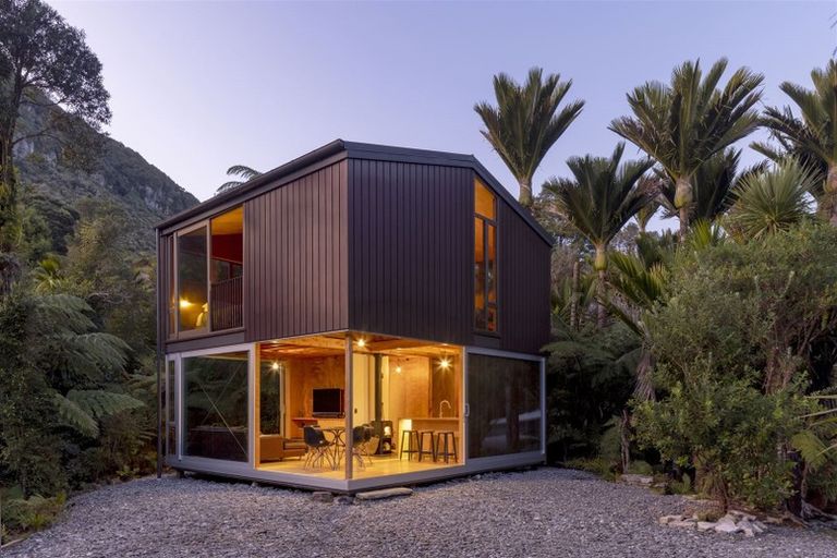 Photo of property in 22 Hartmount Place, Te Miko, Punakaiki, 7871