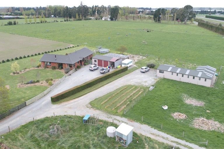 Photo of property in 18 Thews Road, Tinwald, Ashburton, 7778