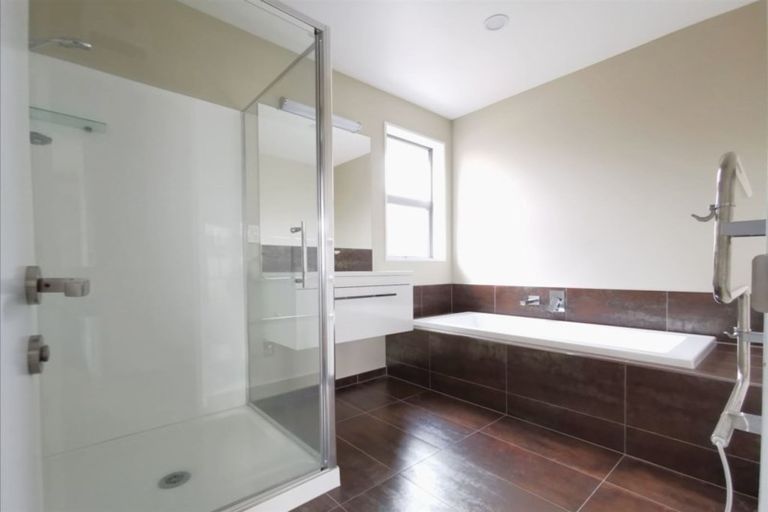 Photo of property in 9 Vale Terrace, Wigram, Christchurch, 8042