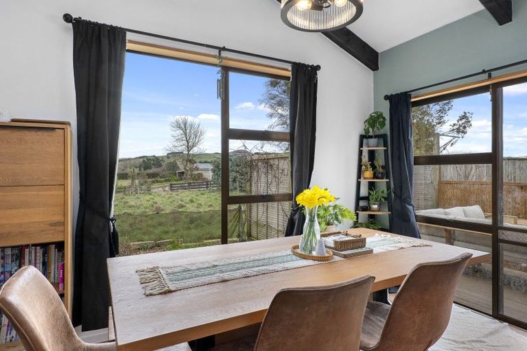 Photo of property in 10 Malvern Hills Road, Sheffield, 7500