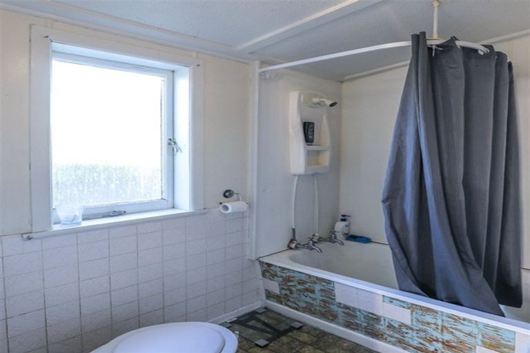 Photo of property in 206 Great South Road, Huntly, 3700