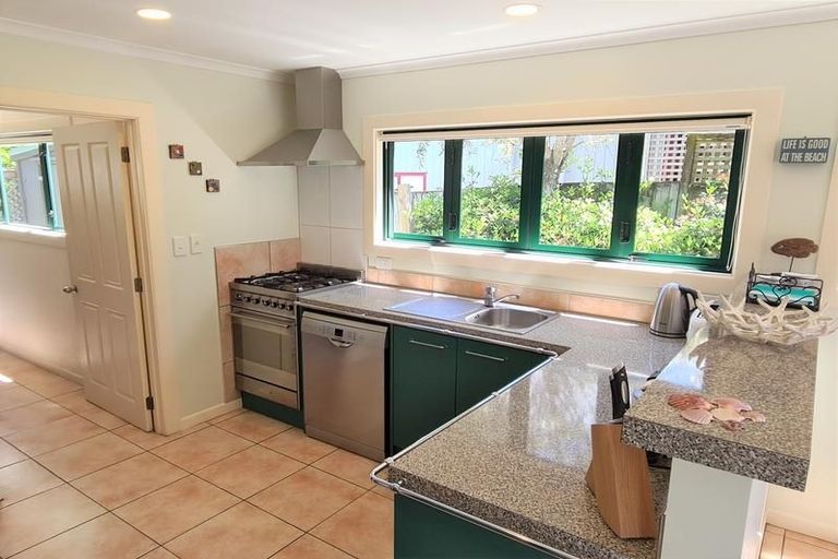 Photo of property in 113 Ake Ake Avenue, Matarangi, Whitianga, 3592